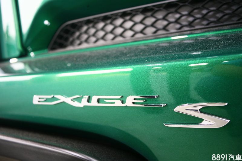 身為品牌旗下最強悍的車款之一，Exige S擁有區區4.0秒的0~100km/h加速成績。