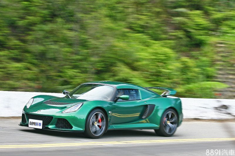 Exige S的加速當然相當輕快，但卻呈現出循序漸進的態勢。