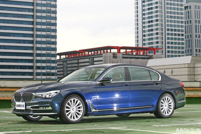 全新世代7 Series的現身，又將豪華大型房車推向一個前所未有的嶄新境界。