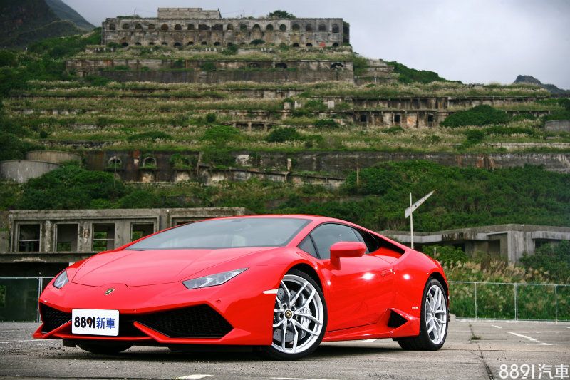 Huracan LP610-4是一款全方位超跑，我是說，就算載小孩上學亦無不可的那種全方位。