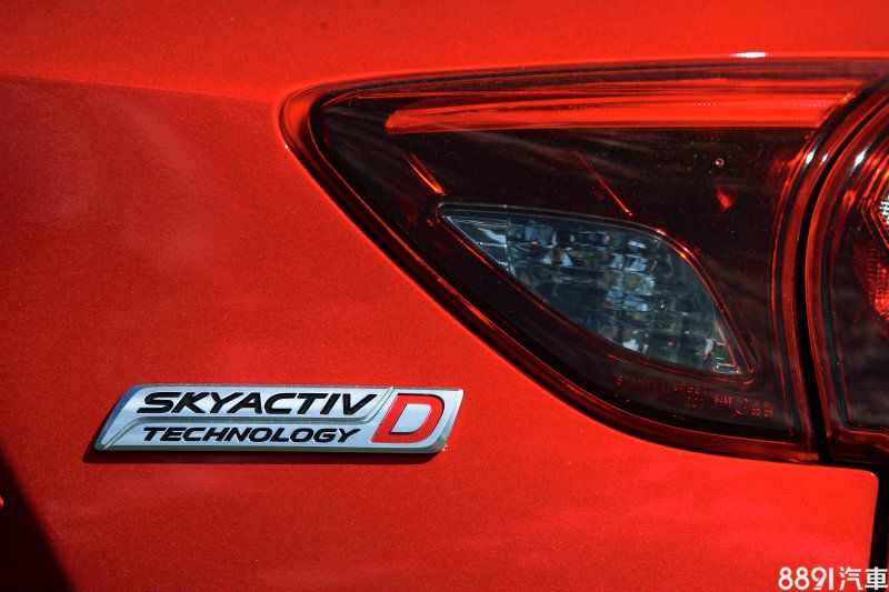 具備Skyactiv-D動力的CX-5，最大馬力輸出為175匹，最大扭力更有42.8公斤米！