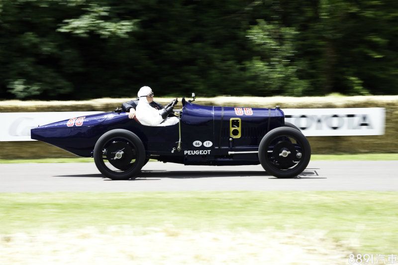 Indianapolis 500每年在美國Indianapolis賽車場舉行的比賽，自1911年開跑，L45在1913、1916和1919年，三次於此賽事中勝出。
