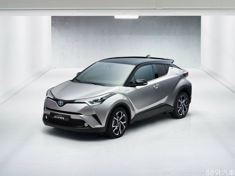 2016年日內瓦車展上發表了C-HR定裝照，並確定三種動力版本，分別為最大馬力122hp的Hybrid版本、最大馬力116hp的1.2升渦輪汽油引擎，與最大馬力150hp的2.0升自然進氣引擎。