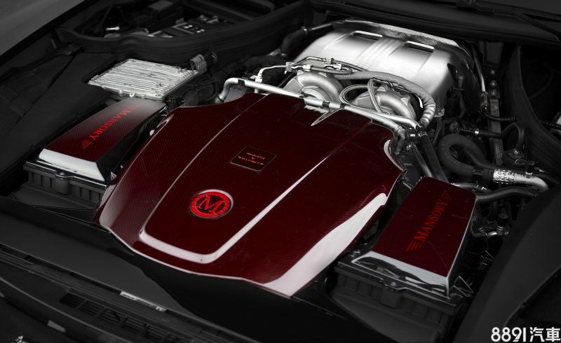 GT S配置的這具4.0升V8雙渦輪增壓引擎，原本已有510hp的最大輸出，經過Mansory以更大的渦輪增壓系統、更高效率的進氣、排氣系統強化過後，馬力直上730hp。