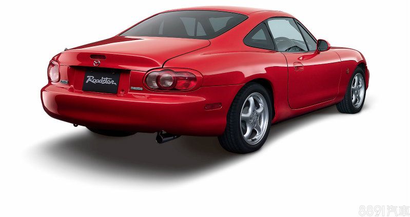  二代MX-5（日規稱為Roadster）曾推出Coupe車型，但市場反應平凡，因此並未延伸下去。