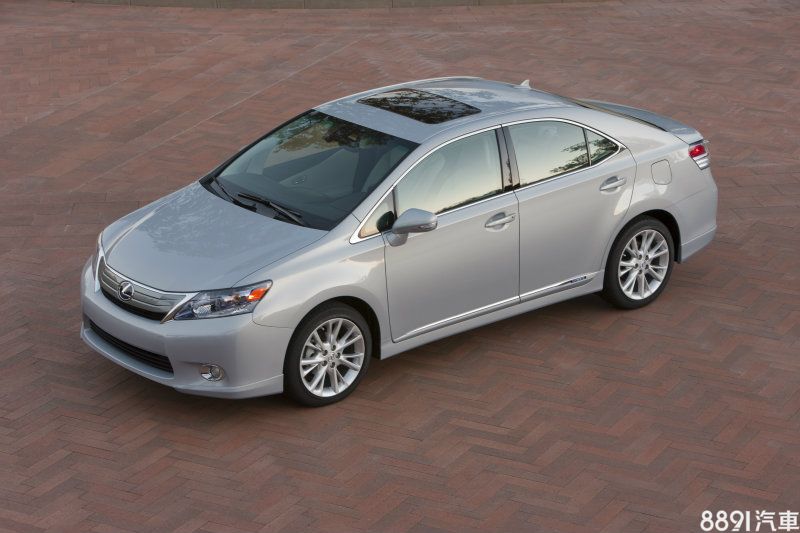 國內並無引進的Lexus HS250h油電混合動力車款，此次則是針對2010年式進行召回。