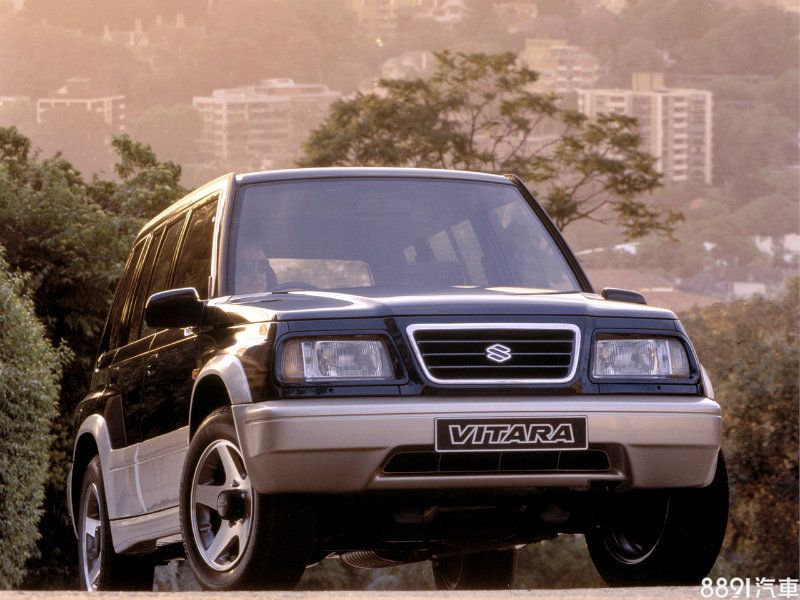 第一代Vitara（Escudo）於 1990年引進台灣，也就是大家所稱的「吉星」系列，國產唯一的四輪驅動以及加力箱配置，在當時深受越野玩家喜愛。