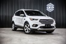 17年 Kuga 1.5 時尚經典型 全景 電尾門【線上核貸免保人100％過件】