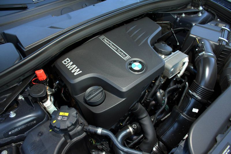 2.0升直四渦輪增壓引擎可輸出184匹最大馬力,加速調性輕盈舒暢。 2.0升直四渦輪增壓引擎可輸出184匹最大馬力,加速調性輕盈舒暢。