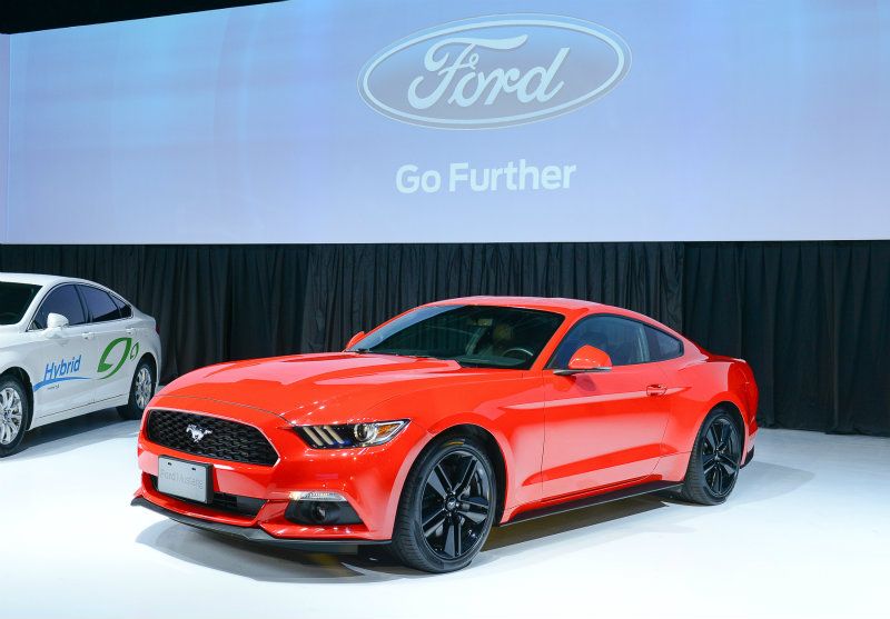 歷經半世紀的歲月洗鍊,Ford New Mustang儼然成為全球經典跑車之代名詞,而全新第六代Ford New Mustang 一饗美式肌肉車迷的渴望,蓄勢待發馳騁進入台灣市場,宣布即將於2015年第一季於國內上市。延續經典傳奇的全新大改款Ford New Mustang,首度承襲One Ford全球戰略平台,以更貼近消費趨勢的全新設計與動力科技,闖出美洲大陸馳騁進入全球市場。本屆2014年福特Go Further品牌高峰會上則可一窺全新野馬的風采英姿。 歷經半世紀的歲月洗鍊,Ford New Mustang儼然成為全球經典跑車之代名詞,而全新第六代Ford New Mustang 一饗美式肌肉車迷的渴望,蓄勢待發馳騁進入台灣市場,宣布即將於2015年第一季於國內上市。延續經典傳奇的全新大改款Ford New Mustang,首度承襲One Ford全球戰略平台,以更貼近消費趨勢的全新設計與動力科技,闖出美洲大陸馳騁進入全球市場。本屆2014年福特Go Further品牌高峰會上則可一窺全新野馬的風采英姿。