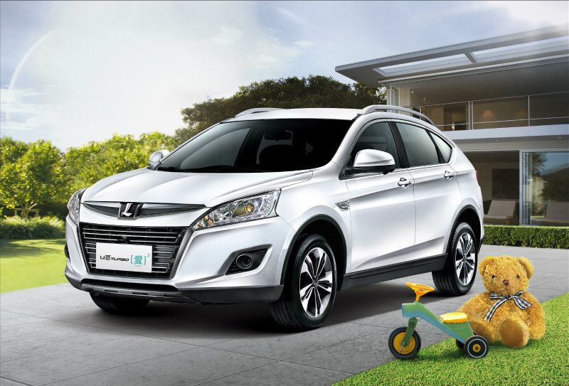 U6 TURBO 1.8L愛加倍特仕版以合宜的車身尺寸與流線車身線條設計，讓車輛顯得輕巧靈活，而接近轎車的底盤高度設計，讓不論是年長者、女性或小朋友們，上下車都輕鬆省力。
