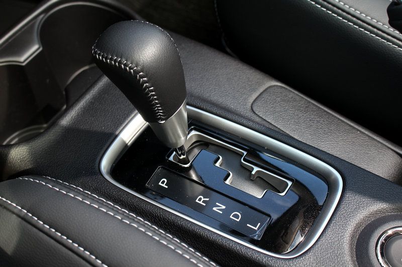 全新4J12引擎雖然出力比舊款略小，但搭配INVECS-III無段變速箱油耗表現卻比上一代更好。