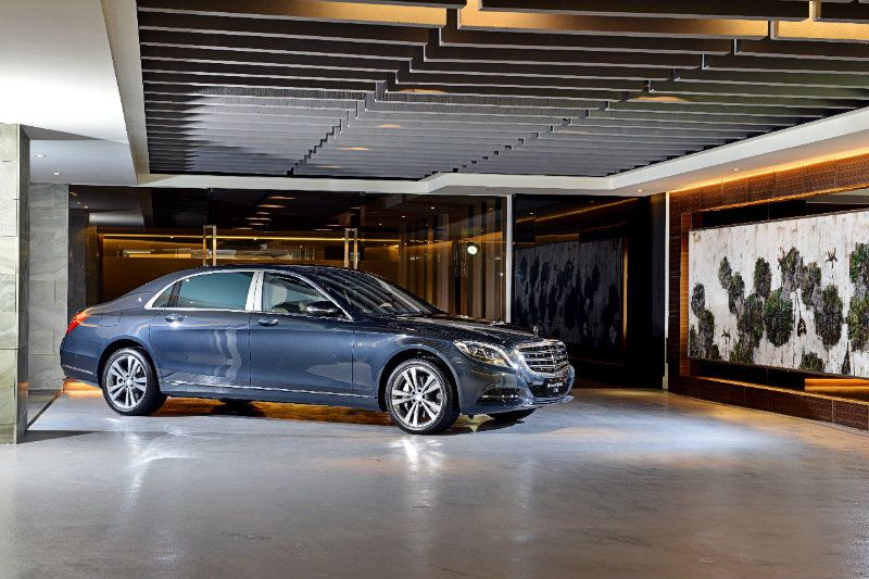 Mercedes-Maybach增長200mm軸距,打造君臨天下的王者霸氣。 Mercedes-Maybach增長200mm軸距,打造君臨天下的王者霸氣。