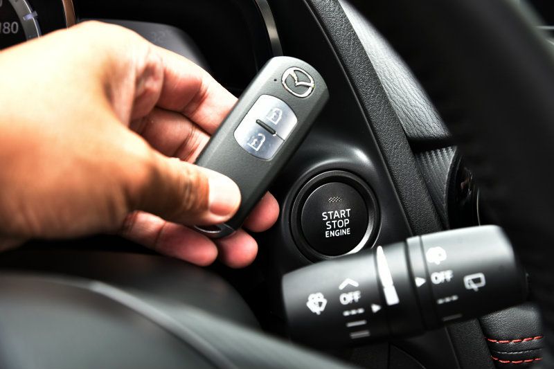 SmartKeyless智慧型啓閉系統有效增加用車便利性。 SmartKeyless智慧型啓閉系統有效增加用車便利性。