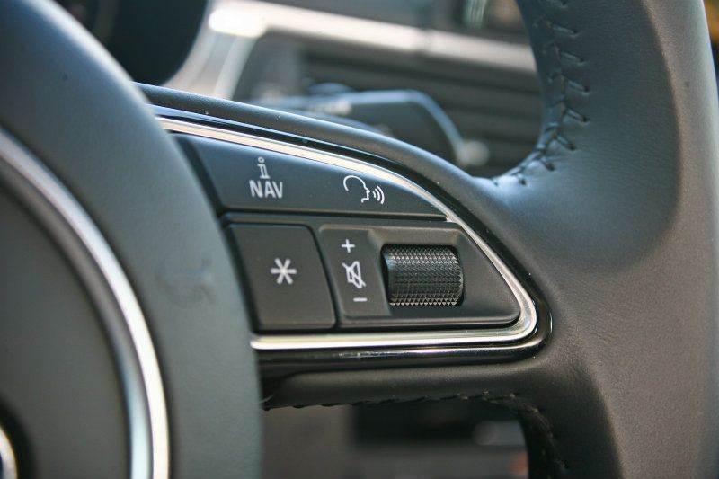 新車具備聲控功能,辨識正確度相當高。 新車具備聲控功能,辨識正確度相當高。