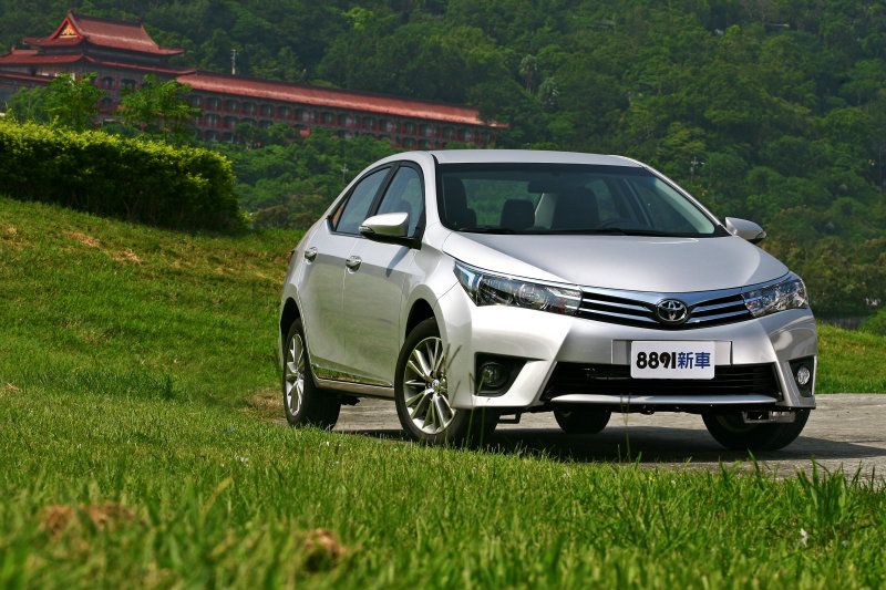 身為不同級距永遠的絕對領先者,Toyota Altis推出新車型進一步擴大佔有率的動作也不會讓人覺得意外。 身為不同級距永遠的絕對領先者,Toyota Altis推出新車型進一步擴大佔有率的動作也不會讓人覺得意外。