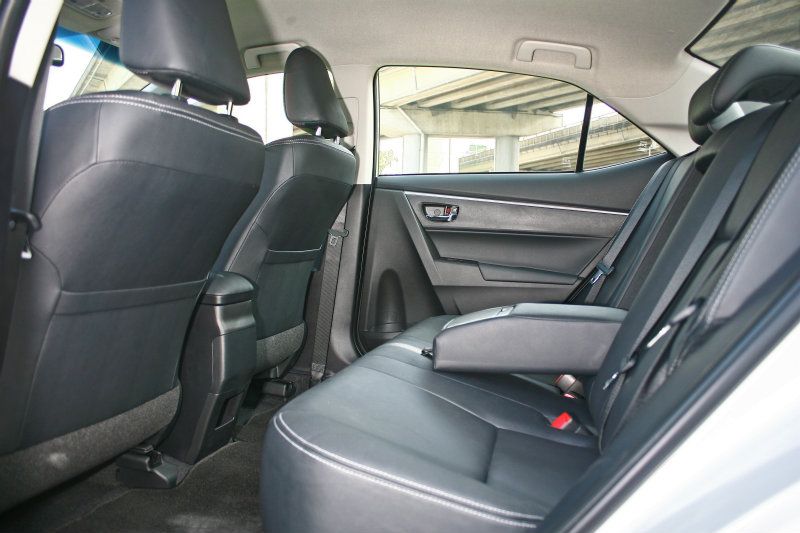 車室內不僅質感較十代以前有所提升,同時空間也相當合宜。 車室內不僅質感較十代以前有所提升,同時空間也相當合宜。