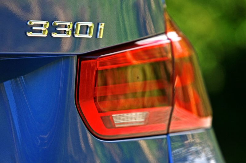 過往E46時代330i是為車系性能標竿，而現在的330i則以更均衡的全方位表現取勝。