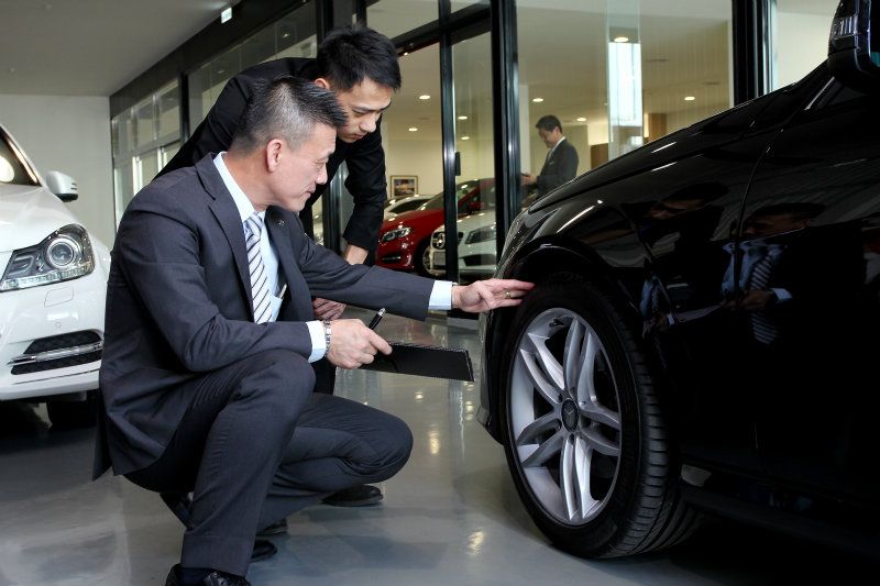 底盤當然也是要評估的環節，且不僅一般的檢查，更要到保養廠，認真檢查一番。