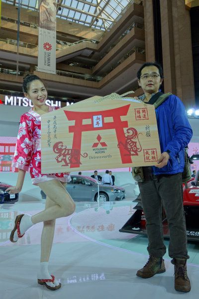 車迷朋友搶頭香 率先體驗三菱日式跨年瘋活動