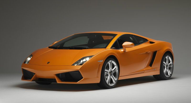 全球限量250輛的Gallardo LP550-2 Valentino Balboni大獲好評，2010年，Lamborghini就把LP550-2列入銷售車單，成為價格最平宜的Gallrdo。（當時台灣基本款售價1338萬元）