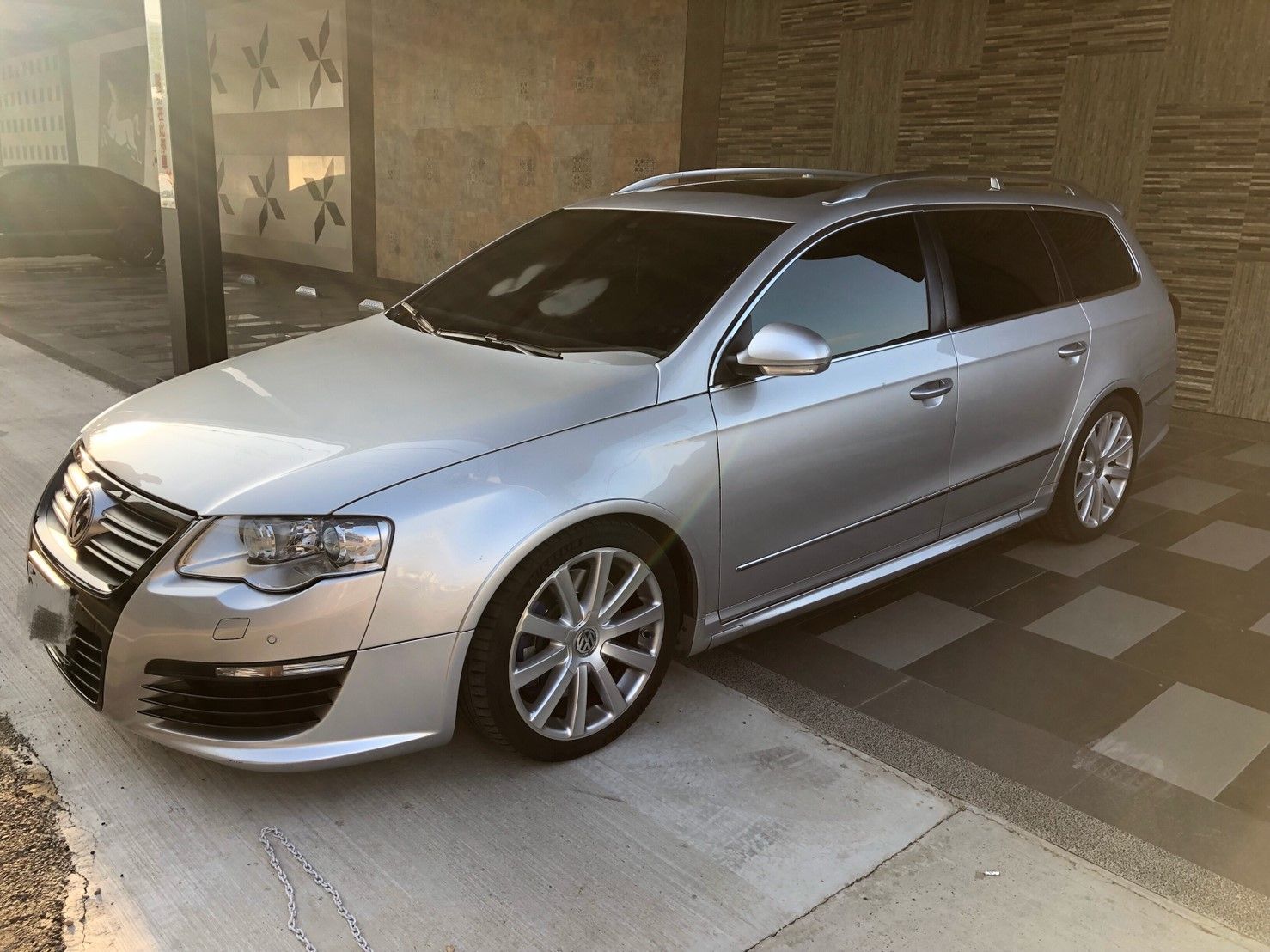 Volkswagen Passat Variant R36 2010年二手車 電洽 台中市- | 8891汽車