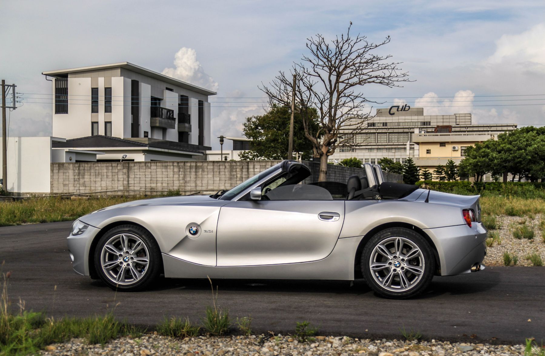 Z Series Z4 Bmw E85 Z4 3 0si 231hp 總代理雙門敞篷跑車漂亮完整美車 Yahoo奇摩中古車