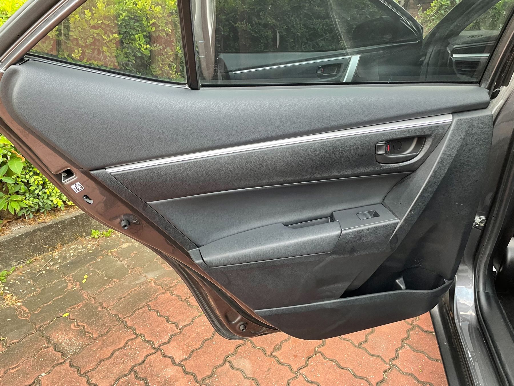 81中古車 豐田corolla Altis 1 8l 1 8l 認證中古車 里程保證 實車實圖實價 實用省油省稅金中型房車