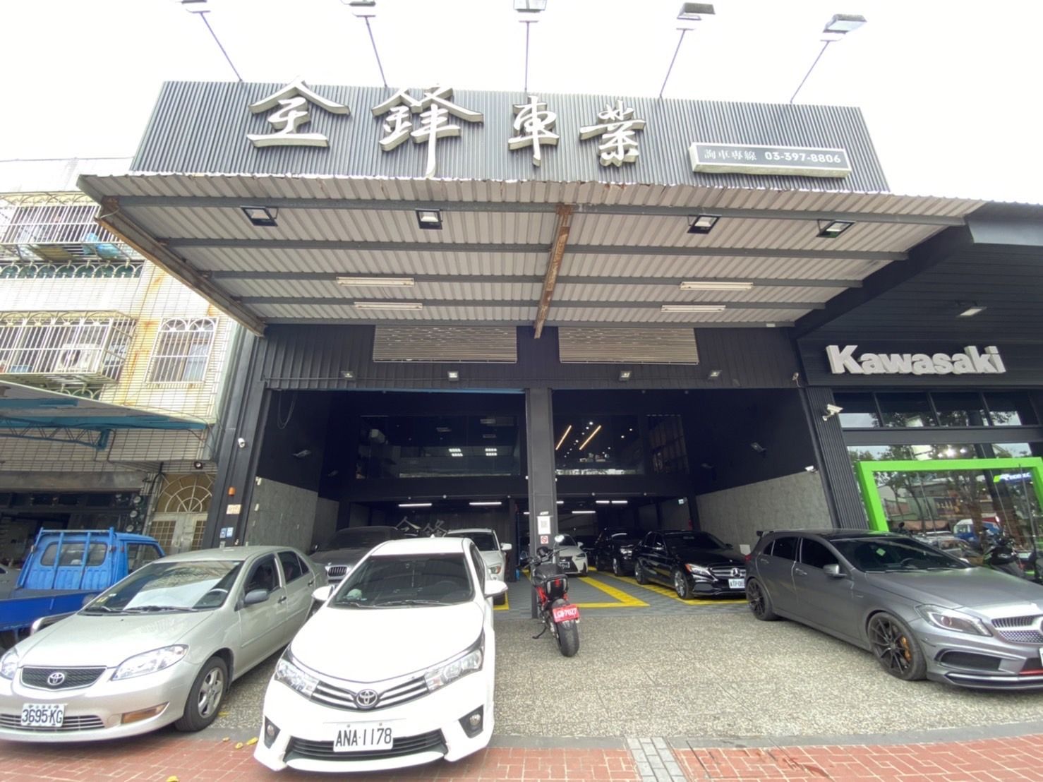 81精選中古車商 集客車庫 81汽車