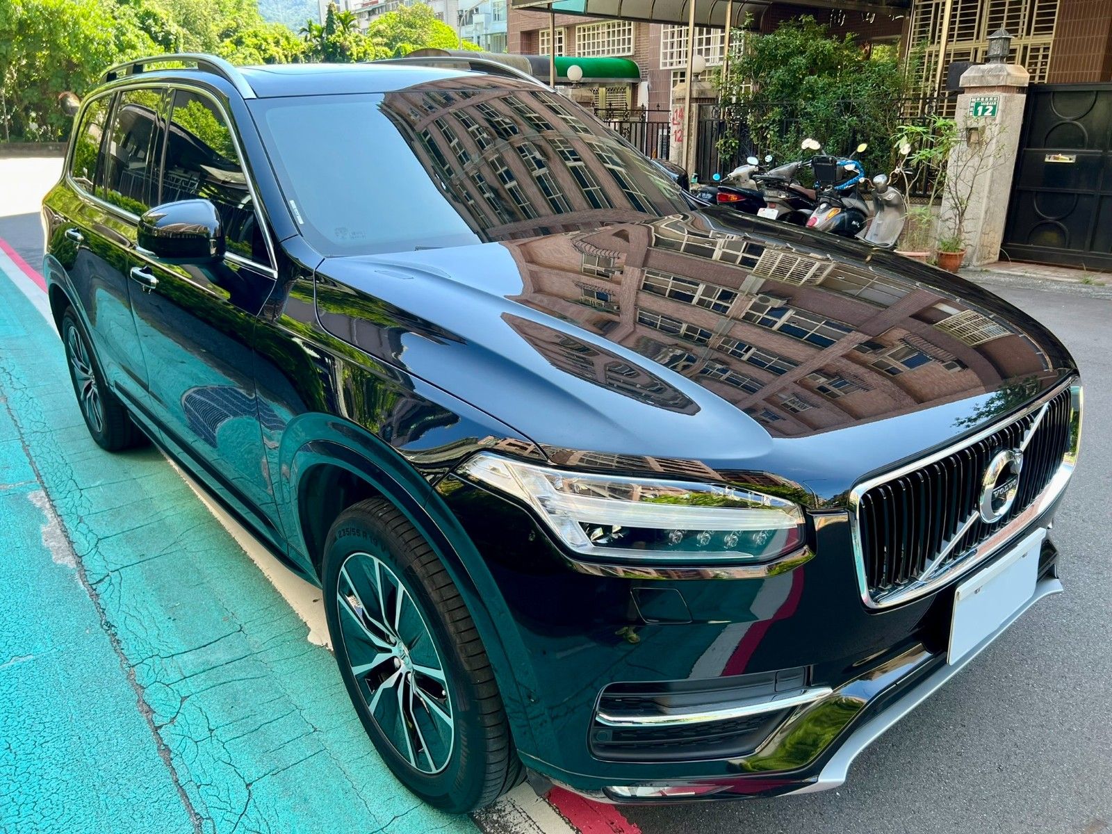 volvo-xc90-2019-8891