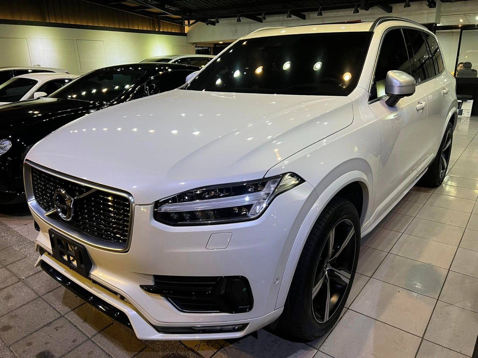 volvo-xc90-2019-8891