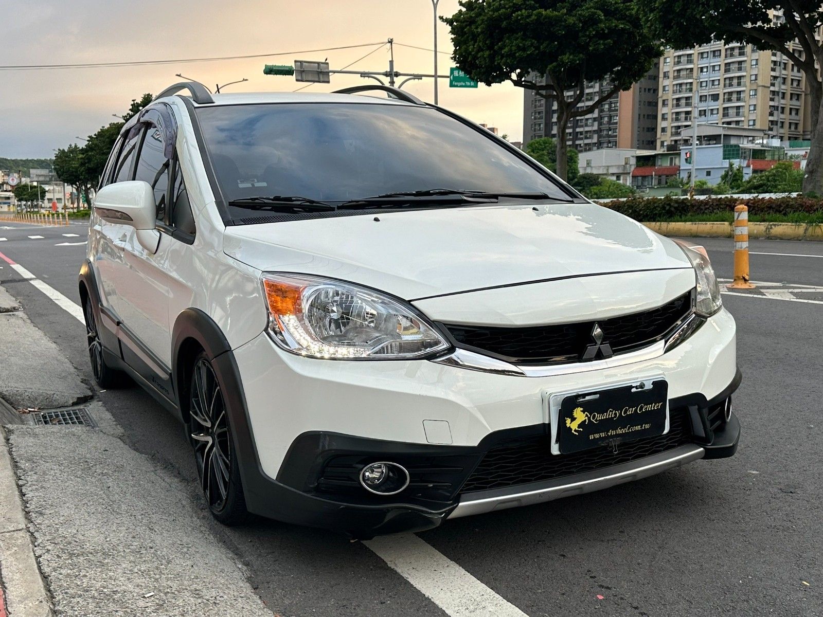 Mitsubishi Colt Plus