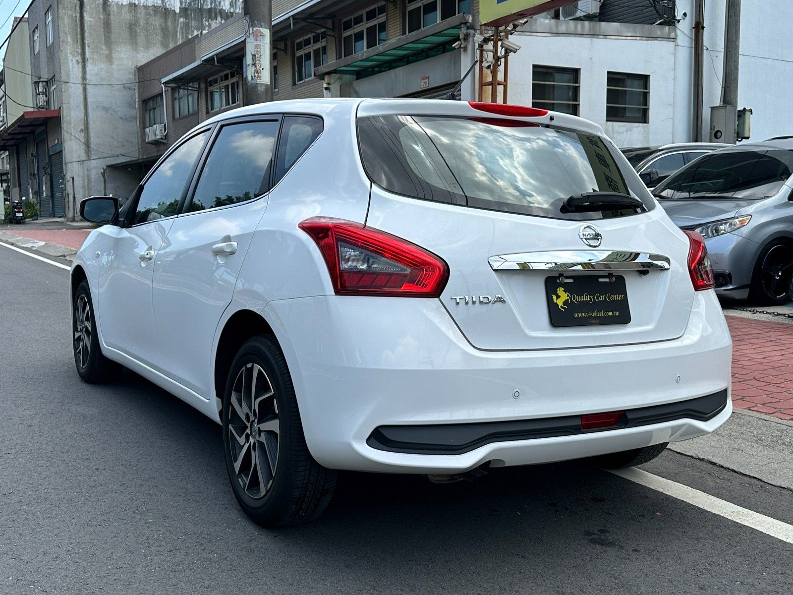 Nissan Tiida