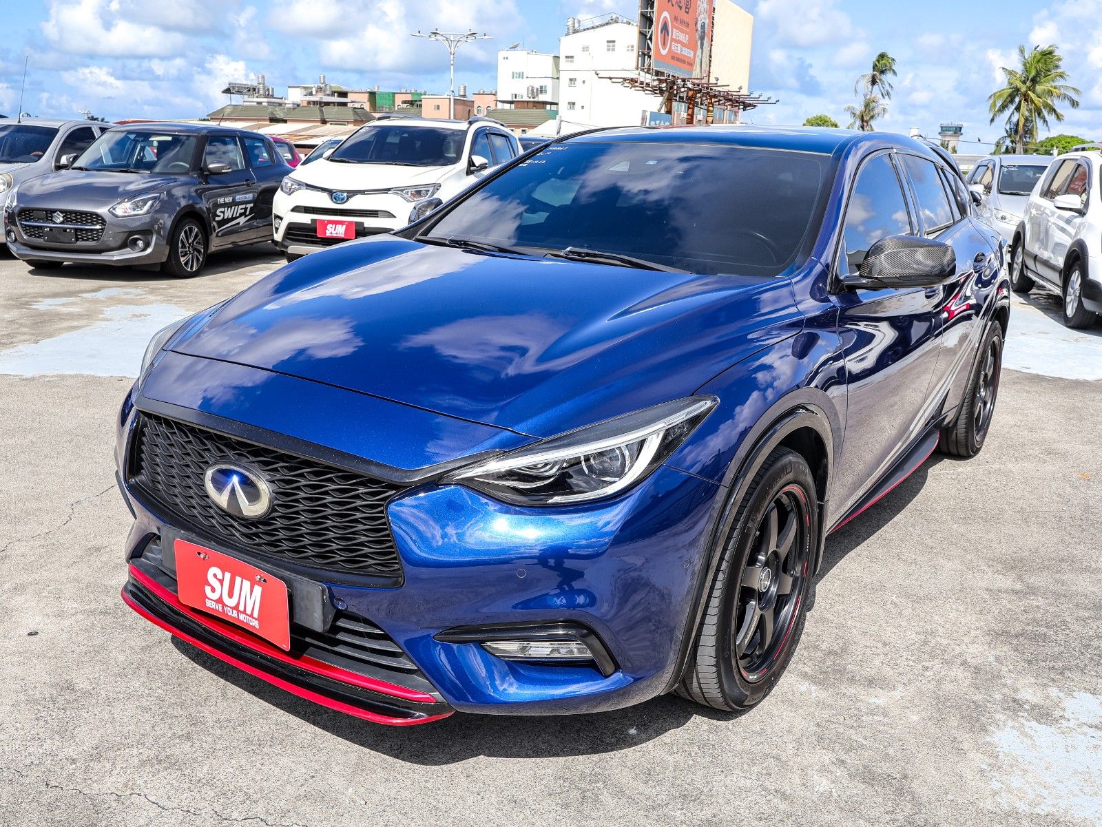 Infiniti q30 2016 42 9 sum 8891 