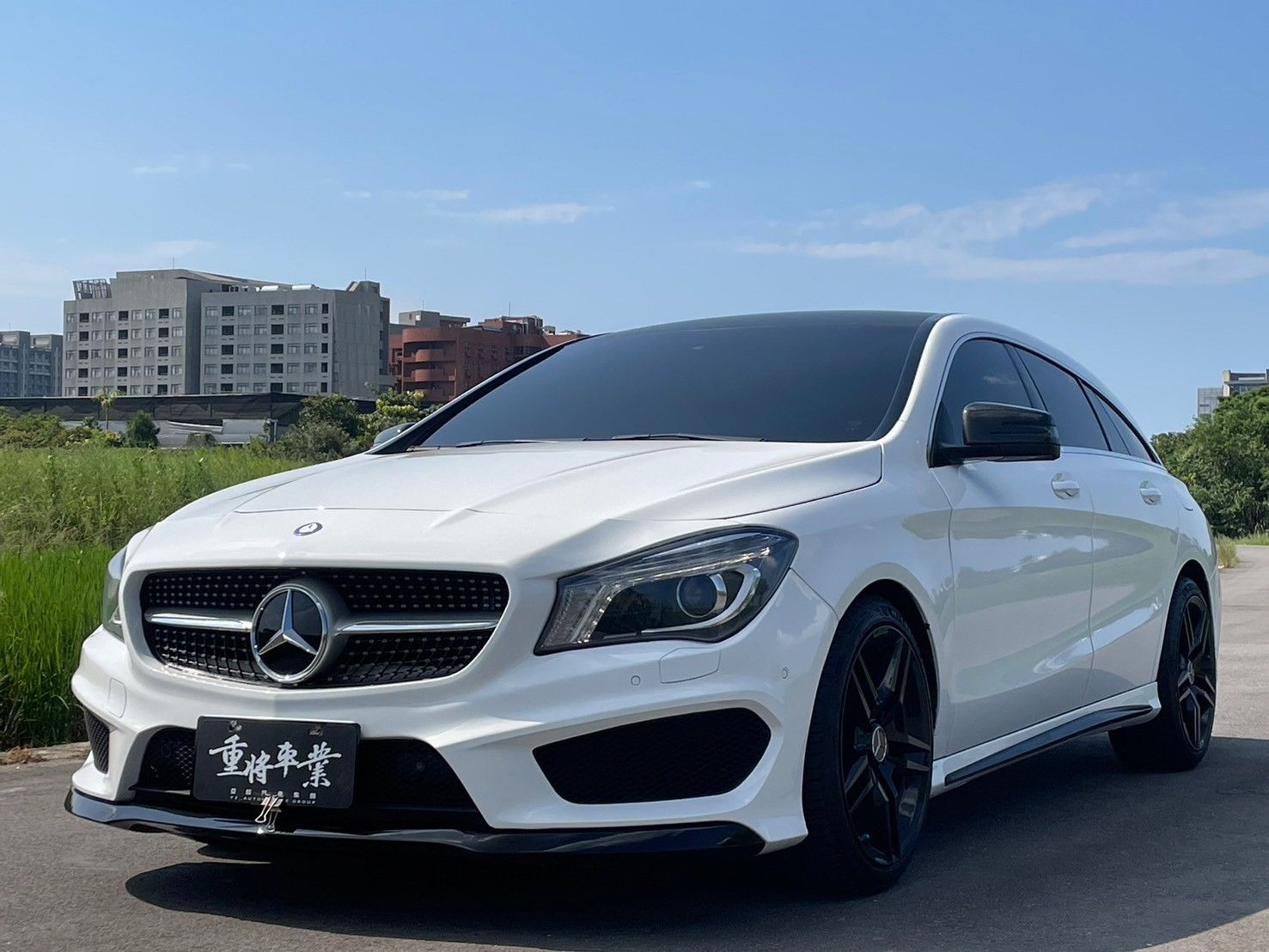 Mercedes-Benz CLA Shooting Brake CLA200