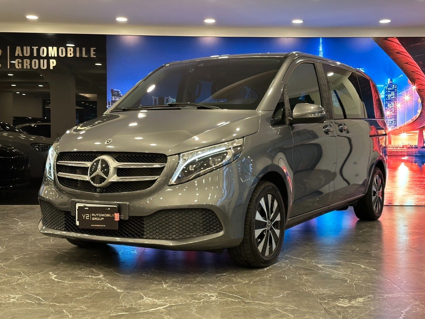 Mercedes-Benz V-Class V220d