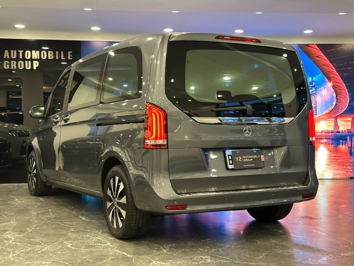 Mercedes-Benz V-Class V220d