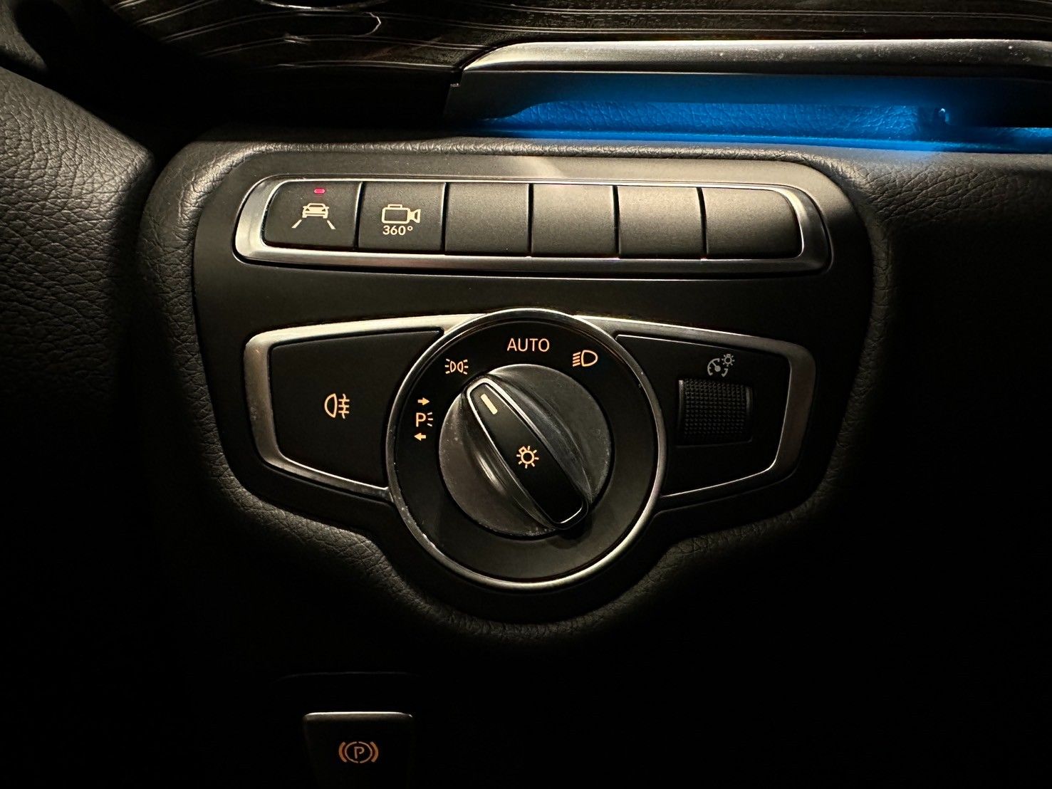 Mercedes-Benz V-Class V220d