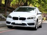 218i 國產車價開BMW！雙電動椅！環景影像！卓越享受輕鬆入手！原版件內外漂亮