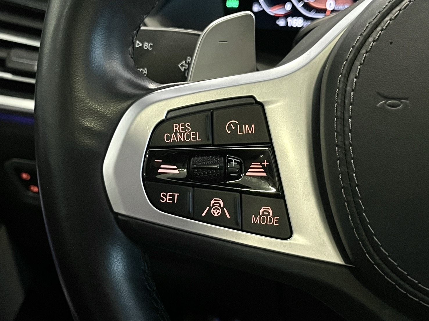 BMW X6 xDrive40i M Sport 首發版
