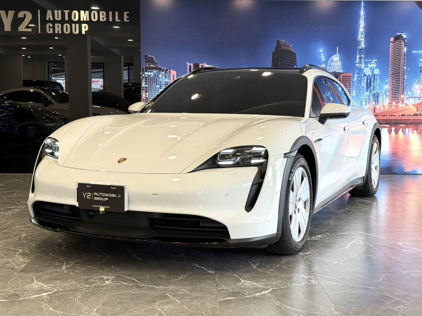 Porsche Taycan Cross Turismo