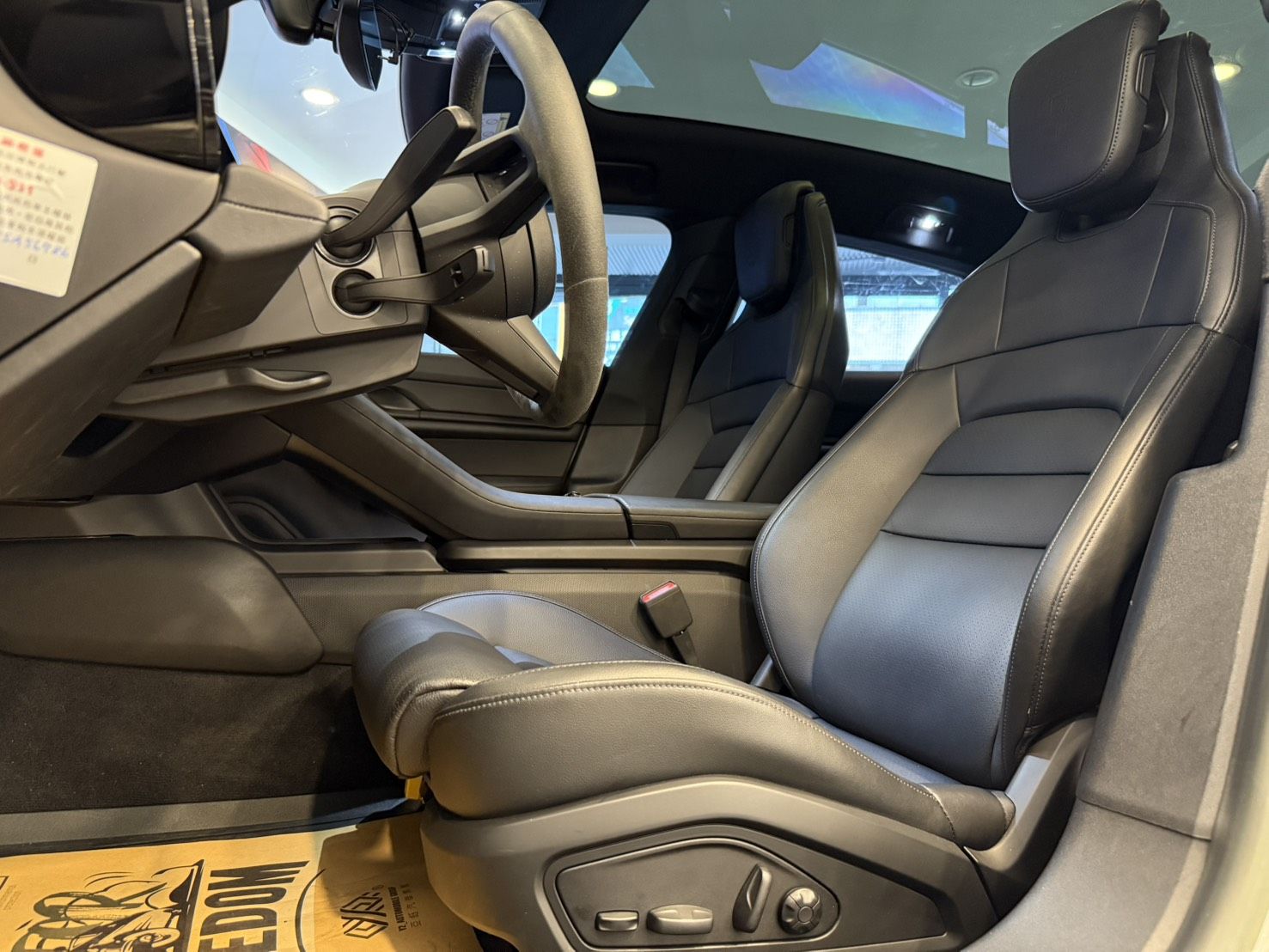 Porsche Taycan Cross Turismo