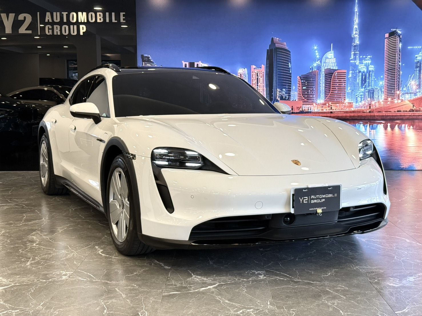Porsche Taycan Cross Turismo
