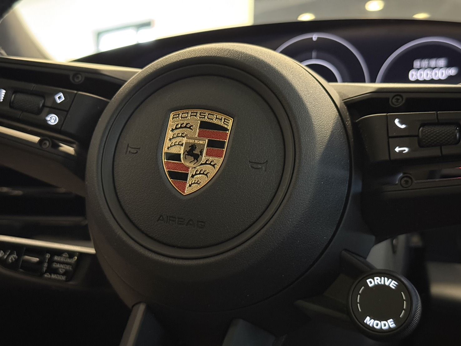 Porsche Taycan Cross Turismo