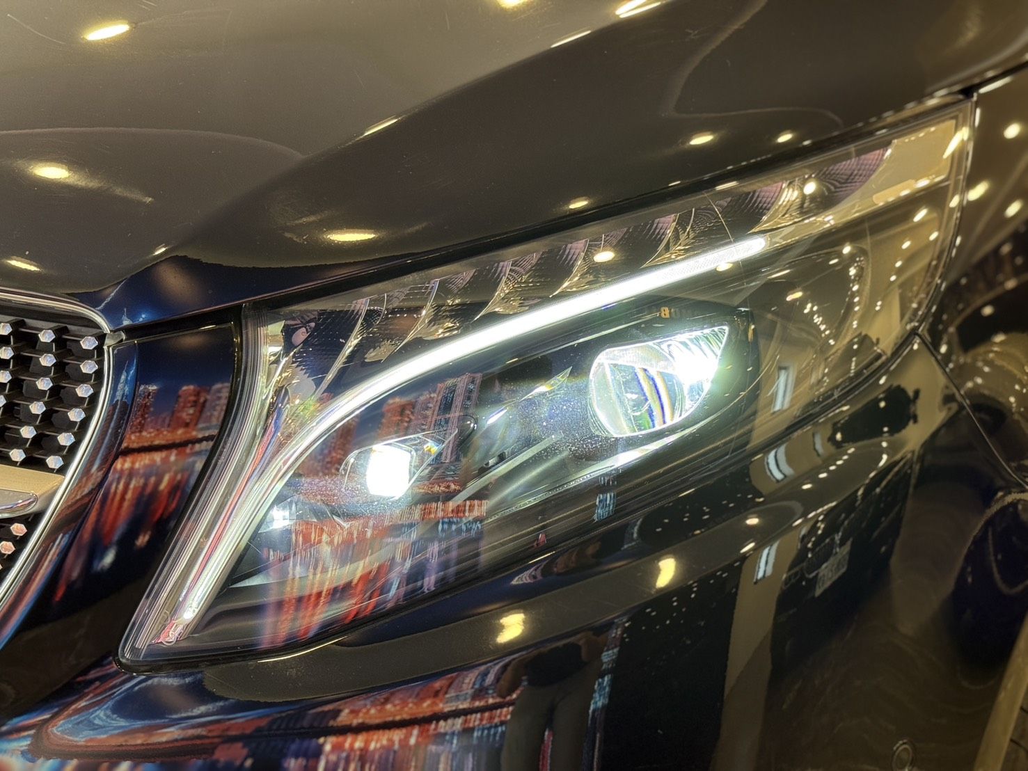 Mercedes-Benz V-Class V220d