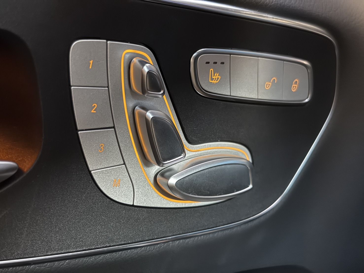 Mercedes-Benz V-Class V220d