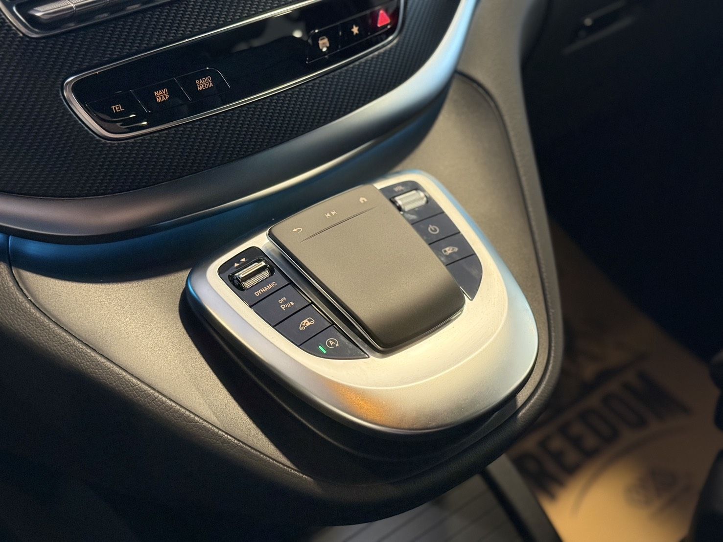 Mercedes-Benz V-Class V220d