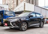 君豪汽車~尊貴版ACC跟車電尾門電動椅LED頭燈I-KEY僅跑7萬多公里