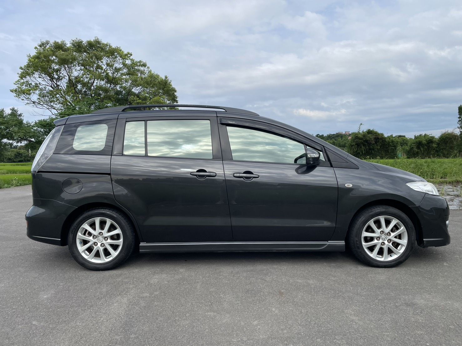 Mazda 5