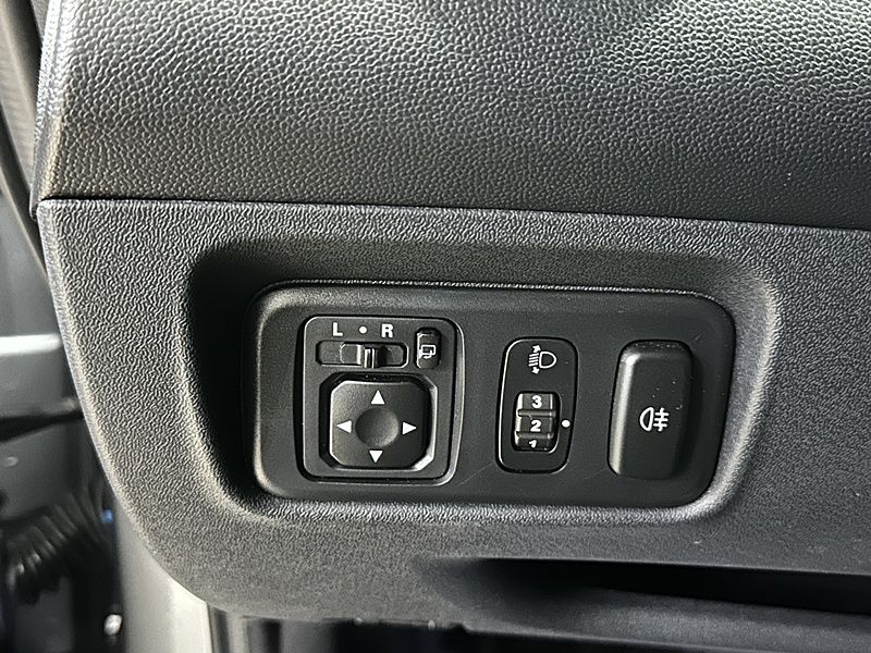 1747393071220217.jpg